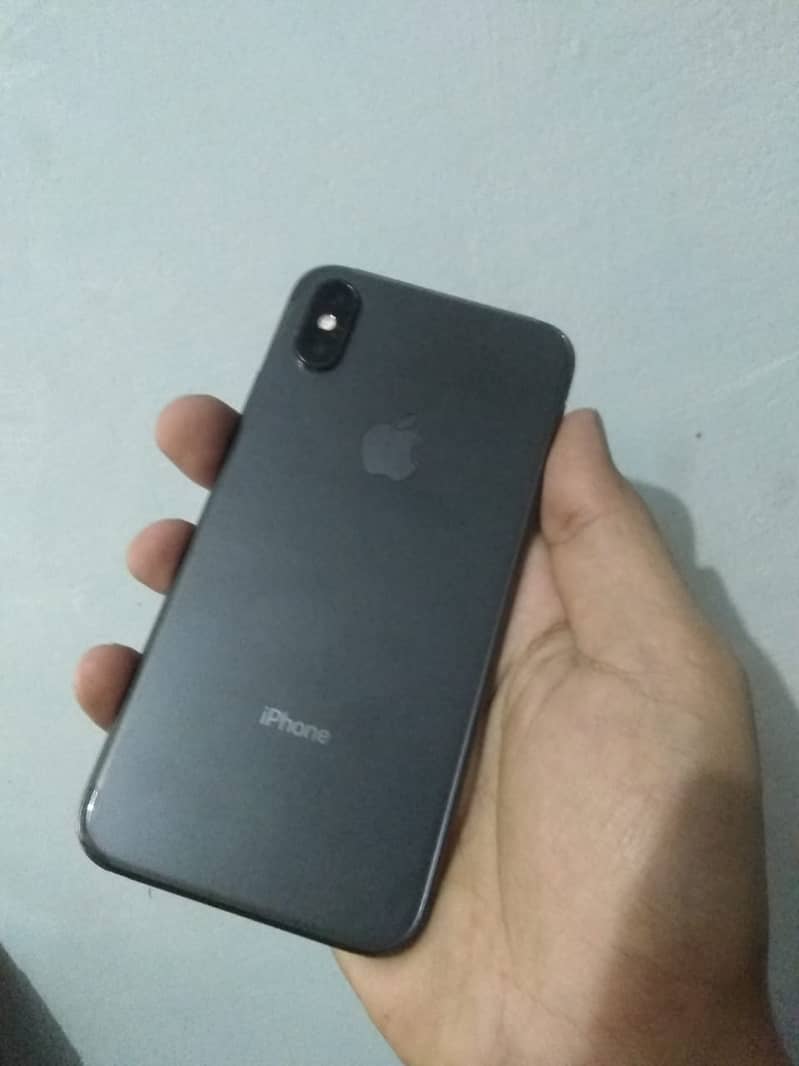 Apple iPhone XS 1