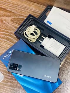 vivo v21 e 8+128 with box charge