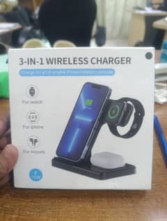 iPhone 3 in 1 wireless Charger