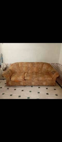 3 seater sofa urgent sale