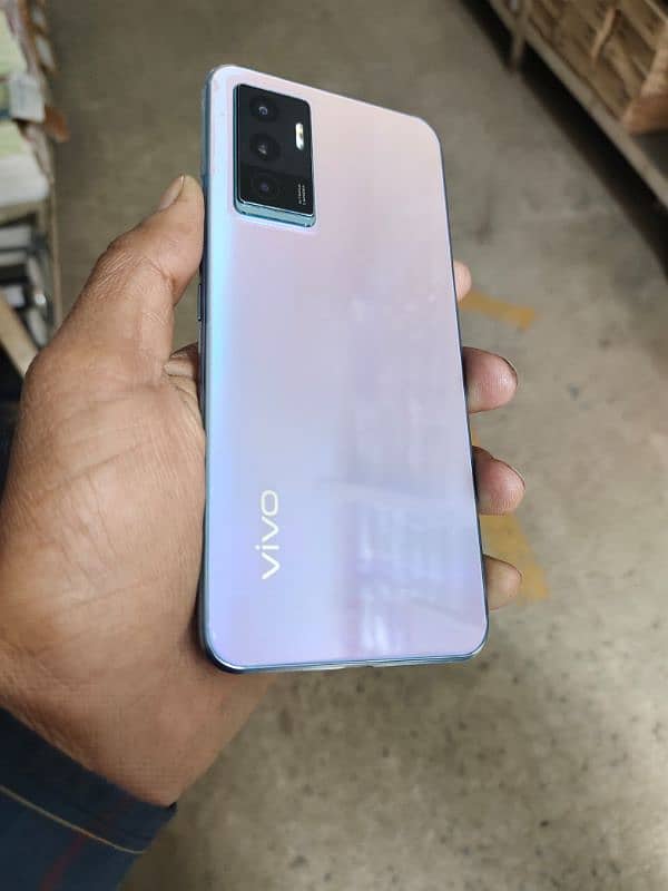 Vivo V23e 3