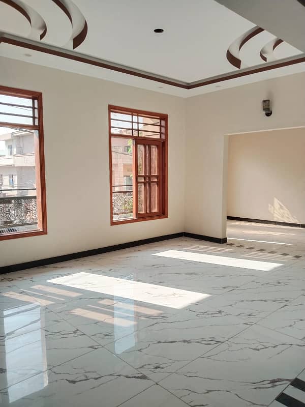 3 Bed D/D Brand New Portion Available For Sale In Gulshan Block 1240 Sq Yrd 8