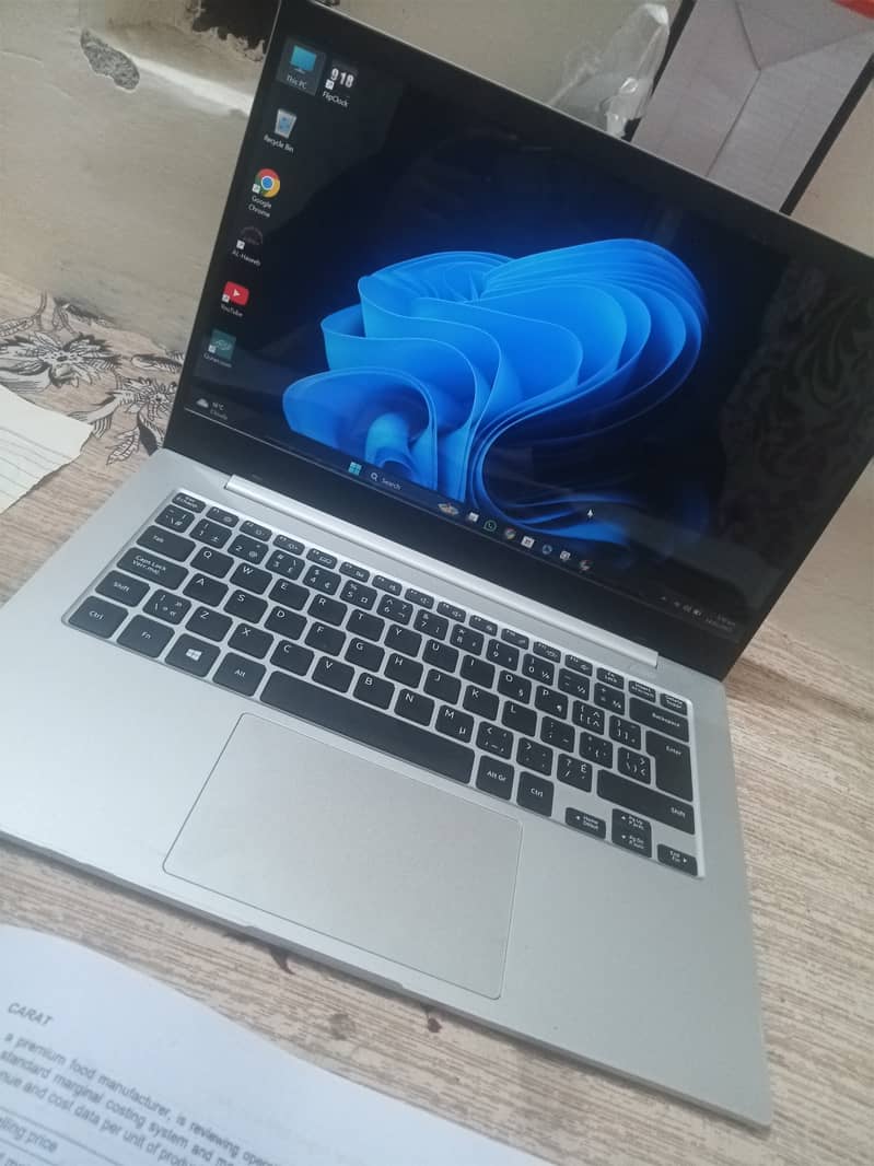 Samsung Galaxy Book Go - Slim & Efficient Laptop 6