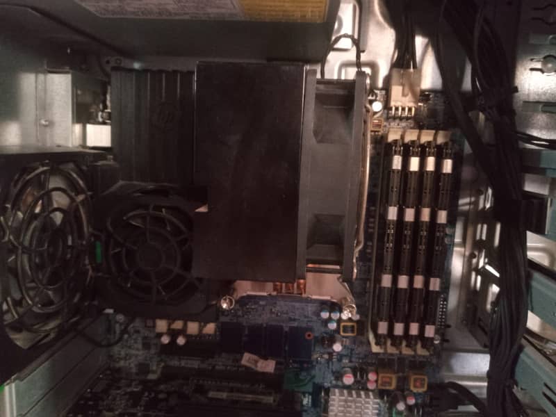 Budget-Friendly PC for Sale - Intel Xeon, 16GB RAM, NVIDIA 1GB GPU 9