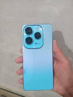 Infinix hot 40 pro