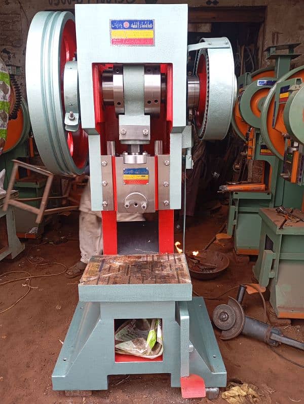 20, ton power press ready for sell 5