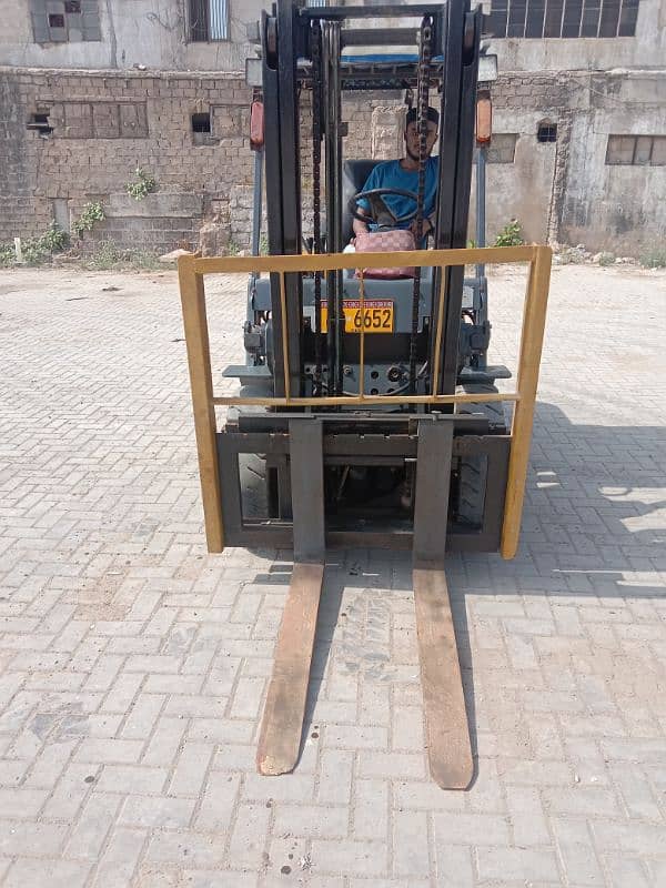 fork lifter 1