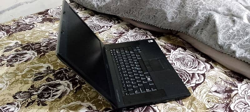 Dell latitude E6510 i51st Gen 4