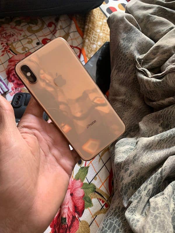 Iphone xs nonpta 64gb gold color uphone network show karta ha 3