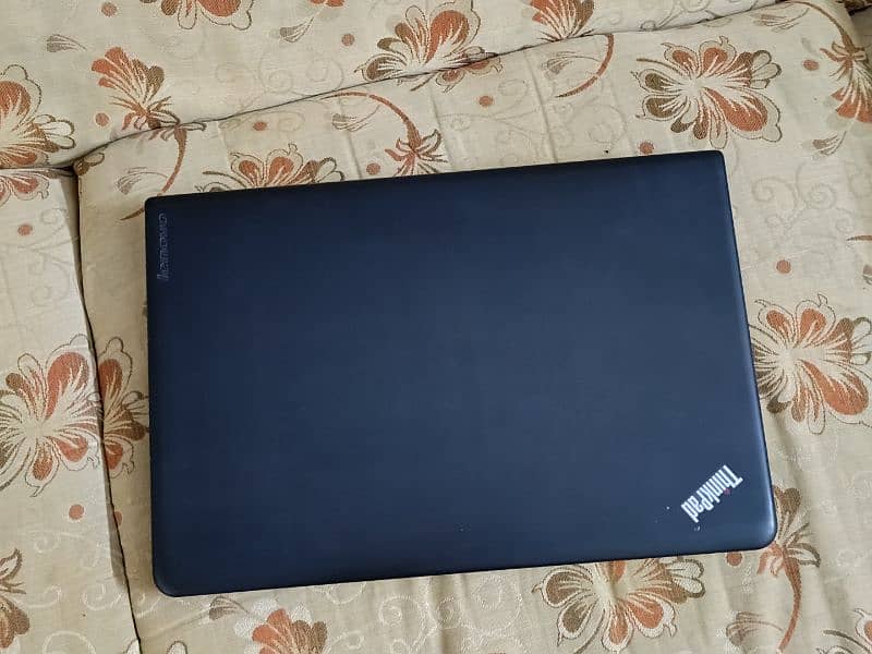 Lenovo Thinkpad E560 core i7 - 6th gen 1