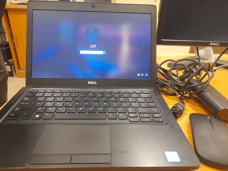 Dell laptop I5 7thgen 256ssd 4