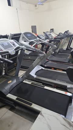 treadmils. (0309 5885468). ellapticals. spin bikes. gym cycles