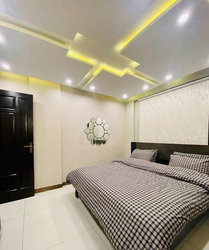 Luxury Studio/1 BHK/2 BHK available on daily basis 2