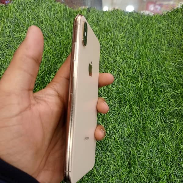 I phone Xs max 1