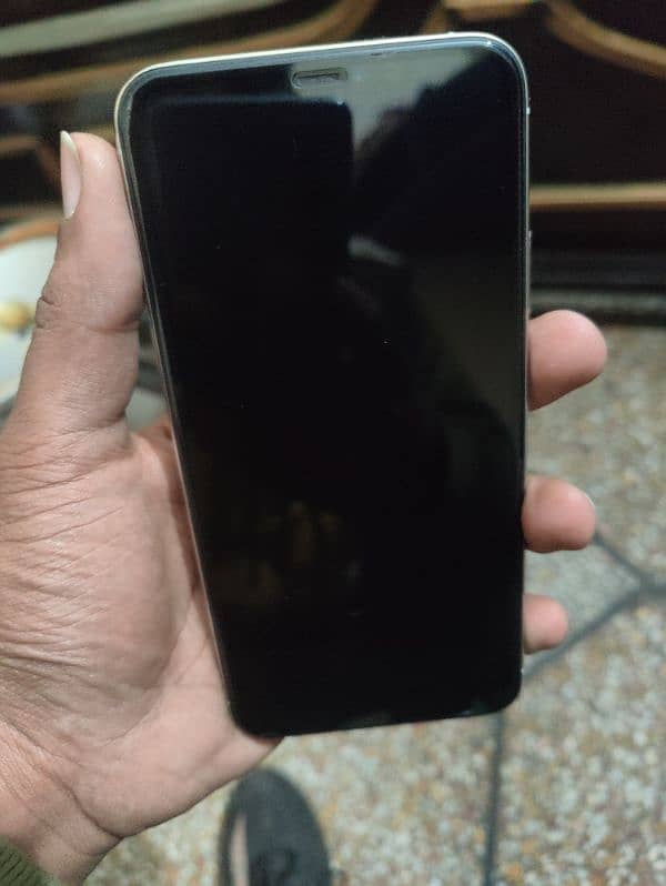 iPhone 11 Pro Max Non PTA 2