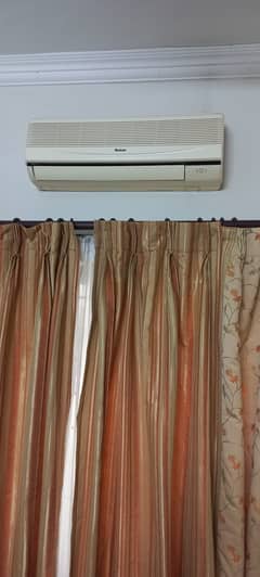 1 TON SABRO SPLIT AIR CONDITIONER FOR SALE