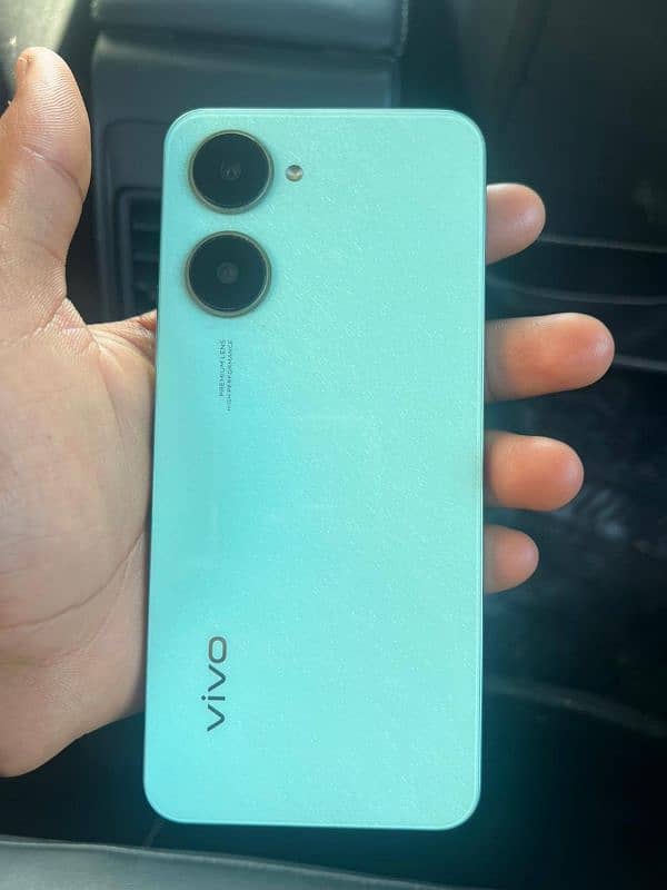 vivo y03 10 by 10 price 24000 0