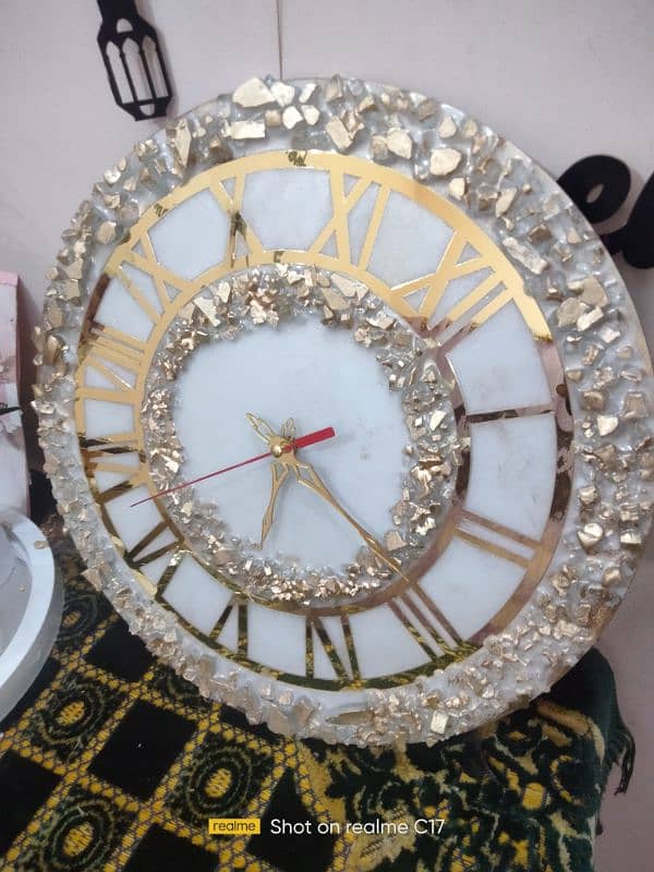 resin clock 4