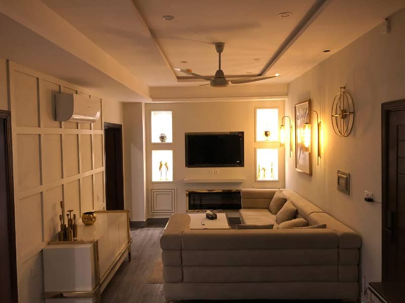 Lavish 2 Bedrooms Apartment In Seven Star Heights 9