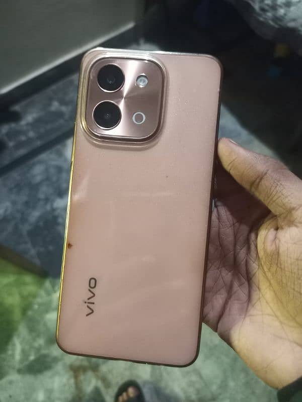 Vivo Y28 128GB 7