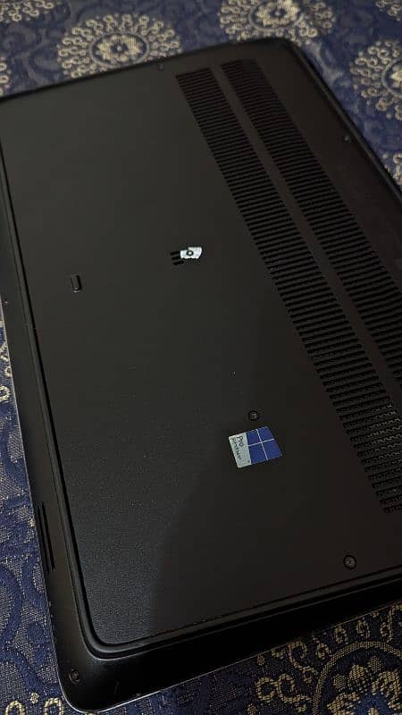 HP Zbook 17 workstation 10/10 7