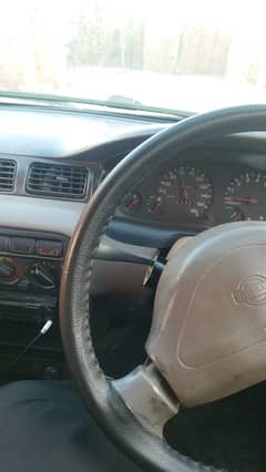 Nissan Sunny 1998