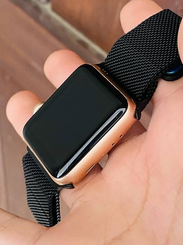 Apple Watch Series 3 Red Dot edition Waterpack Gold color GPS+Cellular 3