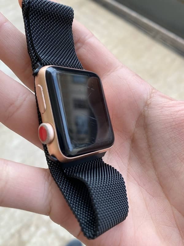 Apple Watch Series 3 Red Dot edition Waterpack Gold color GPS+Cellular 5