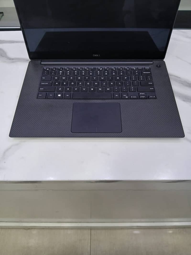 Dell Precision 5540 6