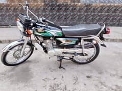 Honda 125 Totally gunien condition 10/10