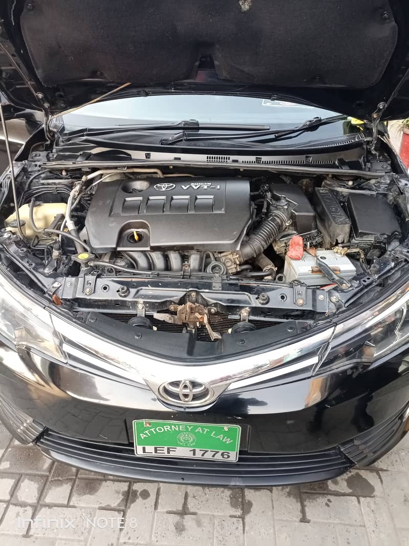 Toyota Corolla Altis 1.8  2014 13