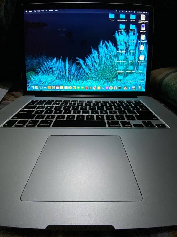 Macbook Pro (mid 2014) | With Charger 8