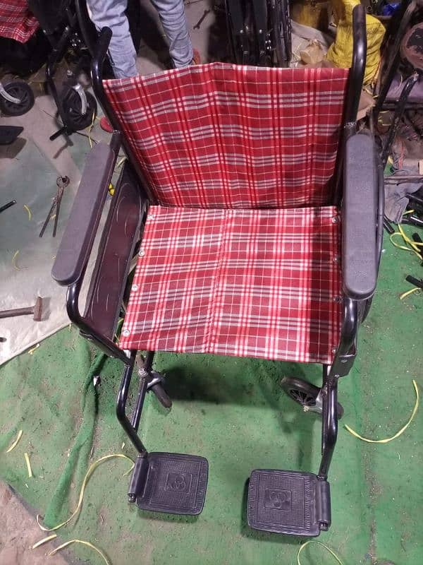 Manual Wheelchair Foldable 0