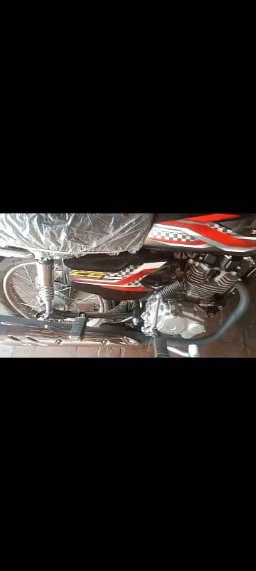 125 bike urgent sale well condition first hand O3366966146 O3128933035 3