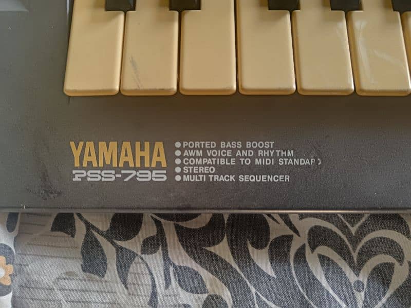 Yamaha pss-795 1992 0