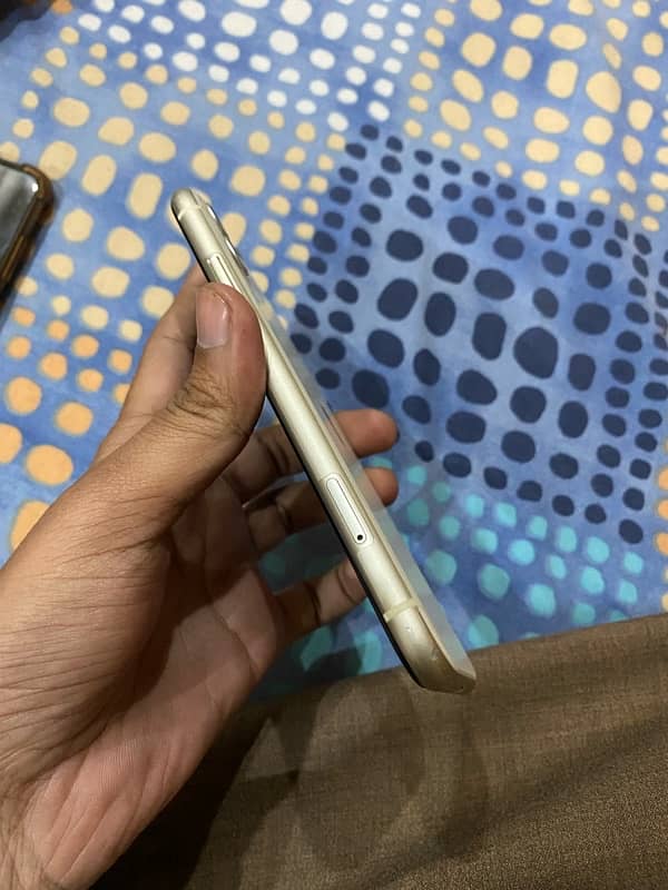 iphone 11 urgent sale 3