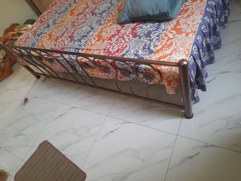 king size bed metal 4