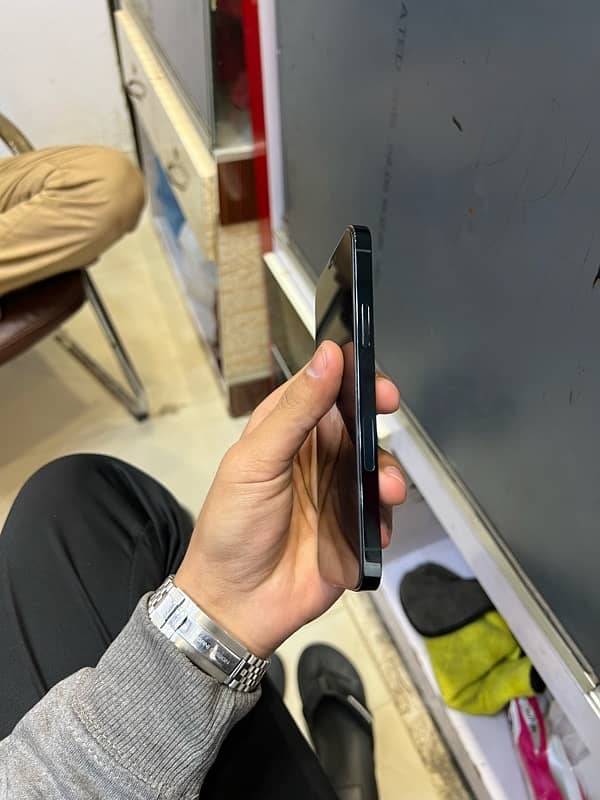 IPHONE 12 PRO 128GB (PTA APPROVED) 5