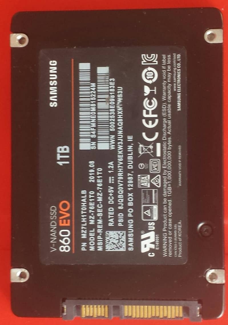 1TB SAMSUNG 860EVO SSD 0