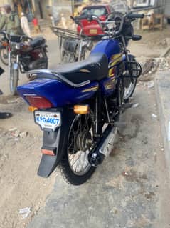 i am selling honda prider 100cc bike good condition