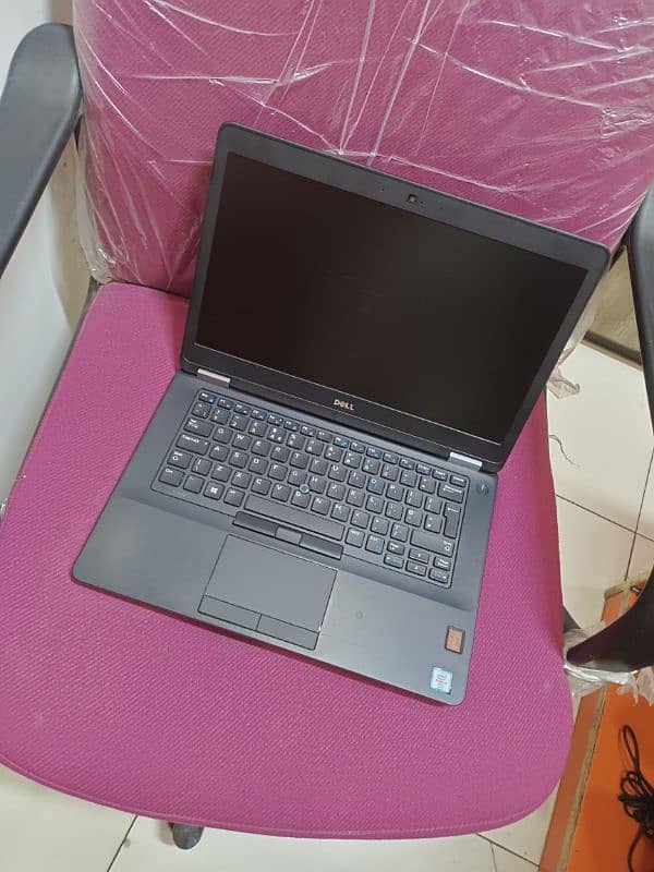 Dell Latitude C-i7-6th Gen 256GB NVMe Radeon 2GB Card Dadicated 8GB RM 3