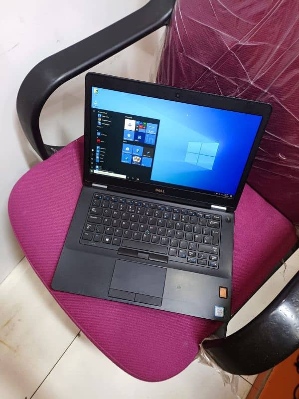 Dell Latitude C-i7-6th Gen 256GB NVMe Radeon 2GB Card Dadicated 8GB RM 5