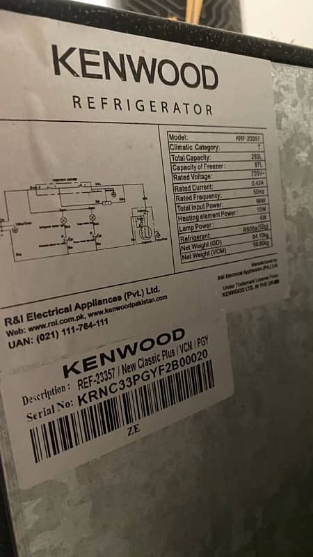 Kenwood New Refrigerator Bohat kum use hua hai 3