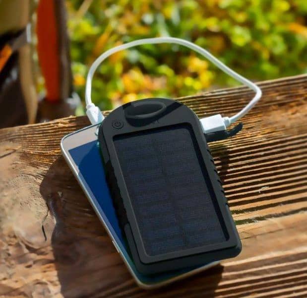 solar power bank 10000mph / ALL PAKISTAN HOME DILVRY 1