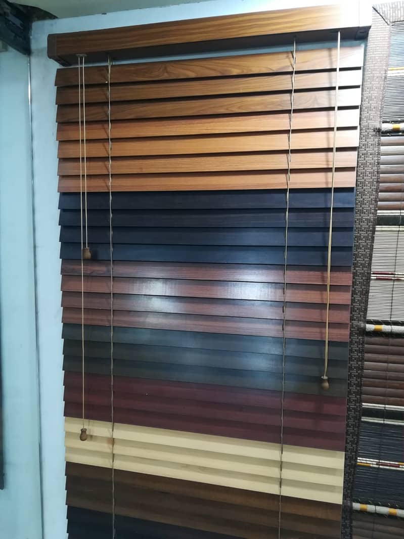 Windows Blinds / Chick Blinds / Fabric Shutter Blinds / Zebra Blinds 12