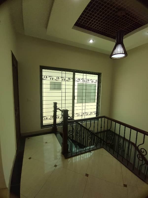 1 Kanal Beautiful House For Rent Near All Facilities 8