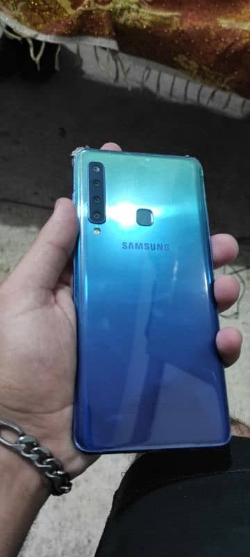 Samsung Galaxy A9 6/128gb 1