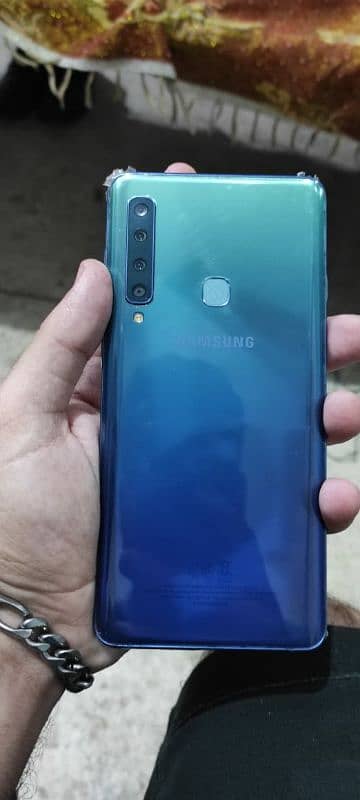 Samsung Galaxy A9 6/128gb 2