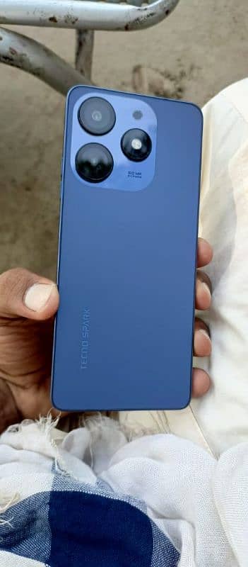 Tecno spark 10 pro sale karna hai New mobile hai 4