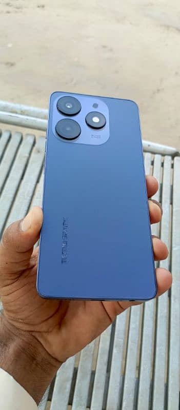 Tecno spark 10 pro sale karna hai New mobile hai 8